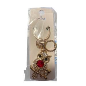 MINT OWL WITH HER BABY ON GOLD PLATED KEYCHAIN WITH RED STONE IN THE MIDDLE